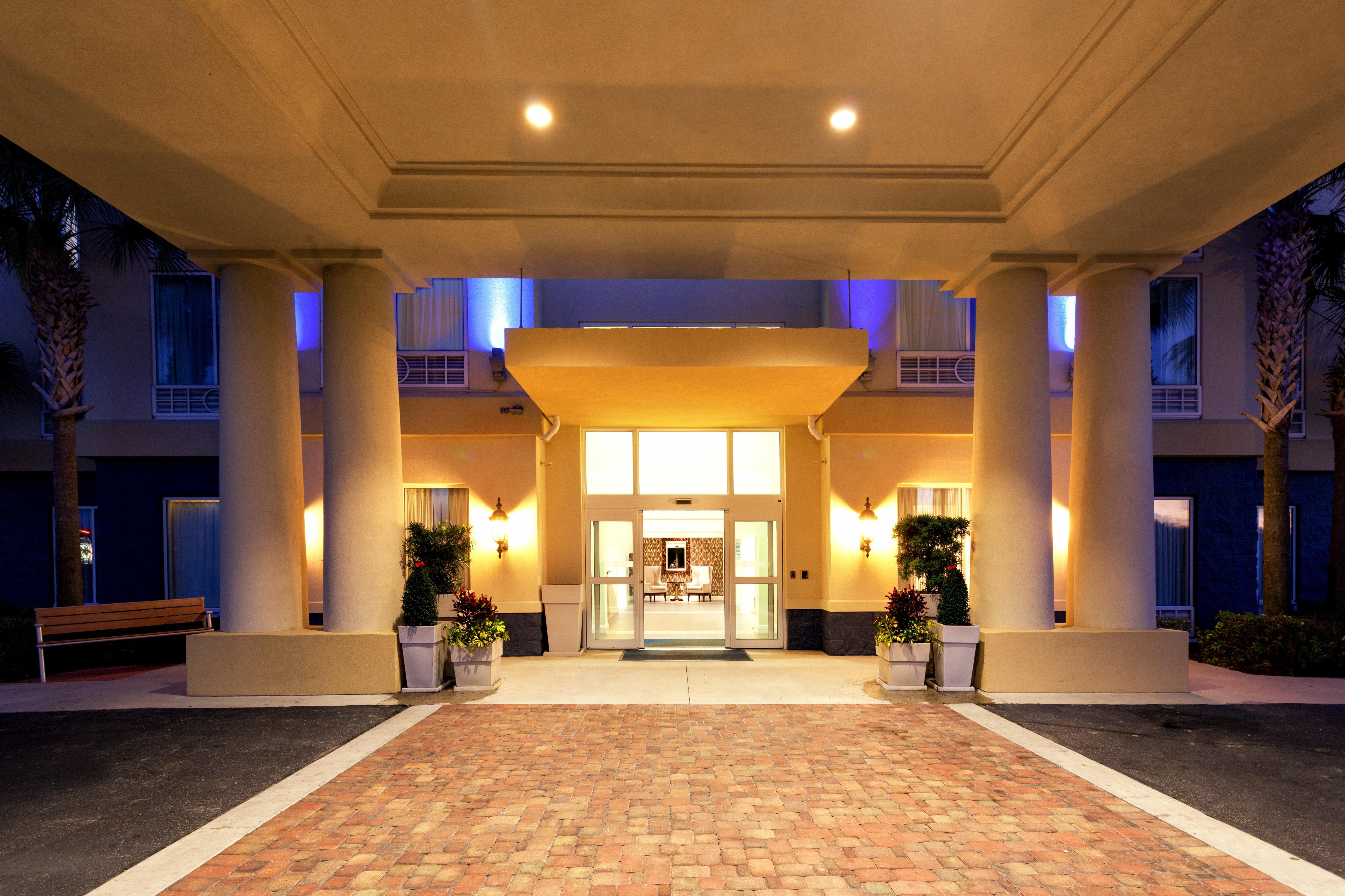Holiday Inn Express Hotel & Suites Arcadia Εξωτερικό φωτογραφία